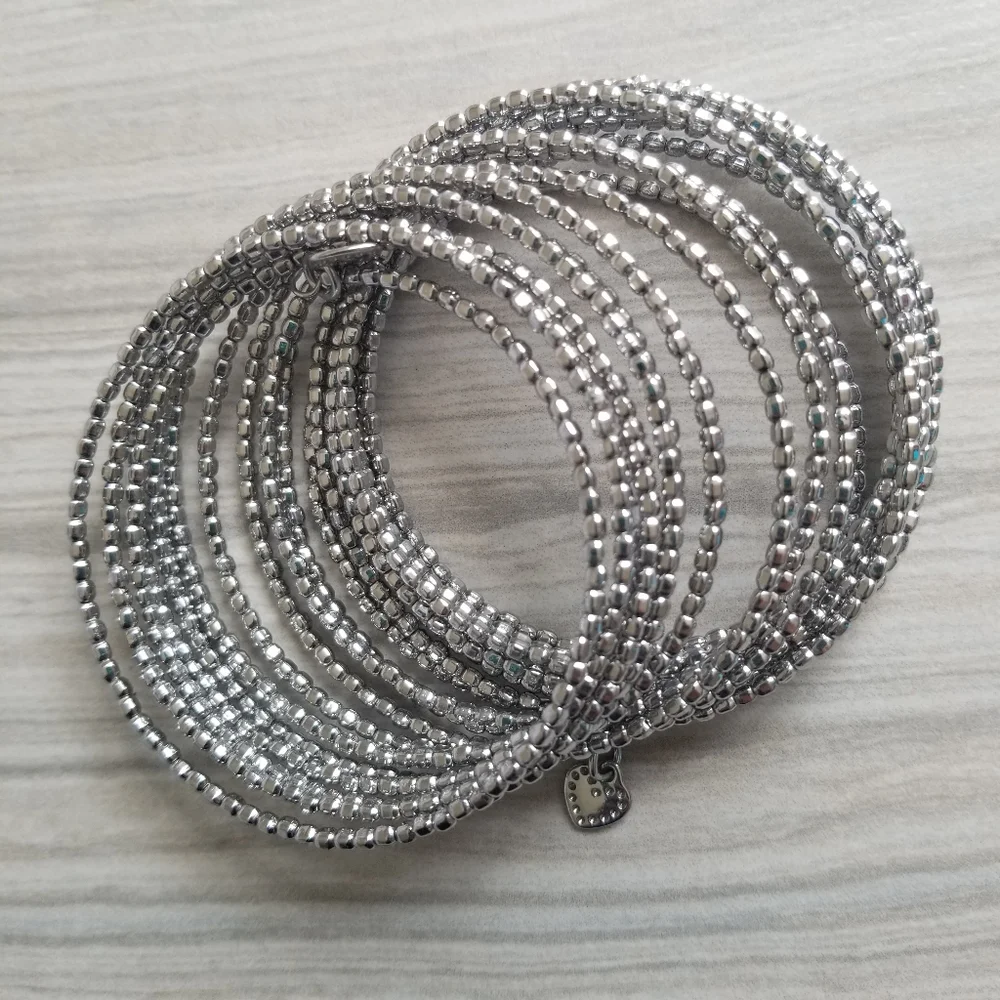 STELLA AND DOT Bardot Bracelet Seed Beads Square Nuggets Slinky Style Bangle - Picture 2 of 9
